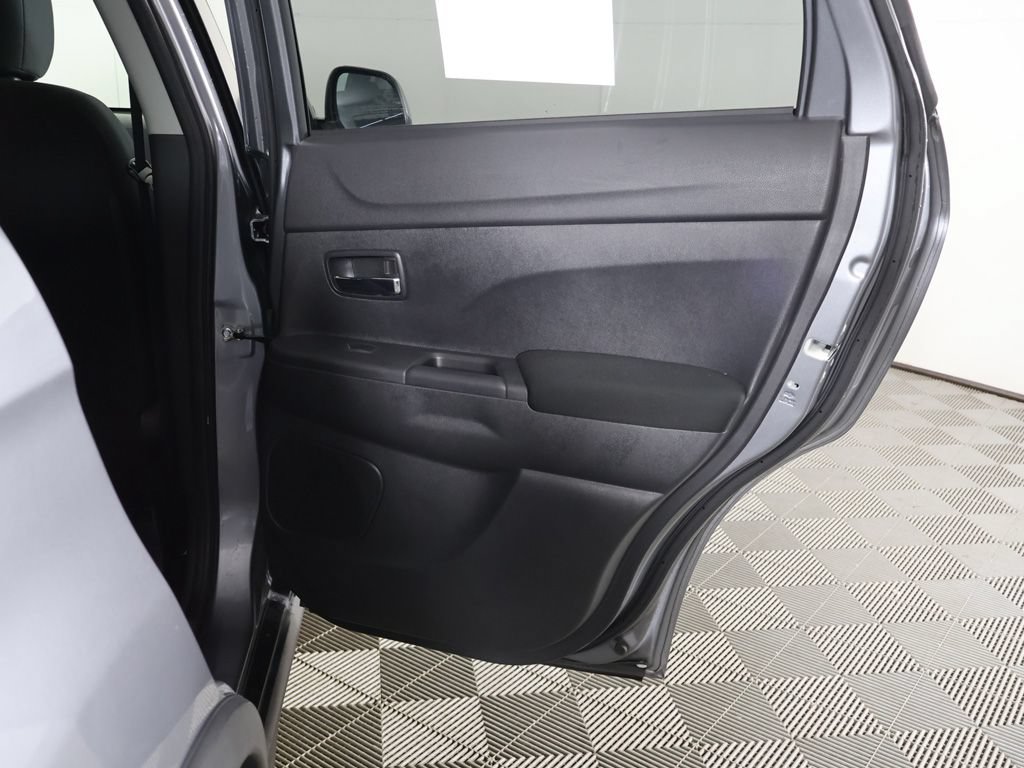 Used 2024 Mitsubishi Outlander Sport ES AWD/4WD image 22