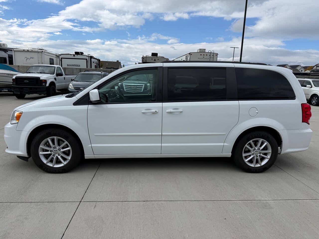 Used 2016 Dodge Grand Caravan SXT FWD image 6