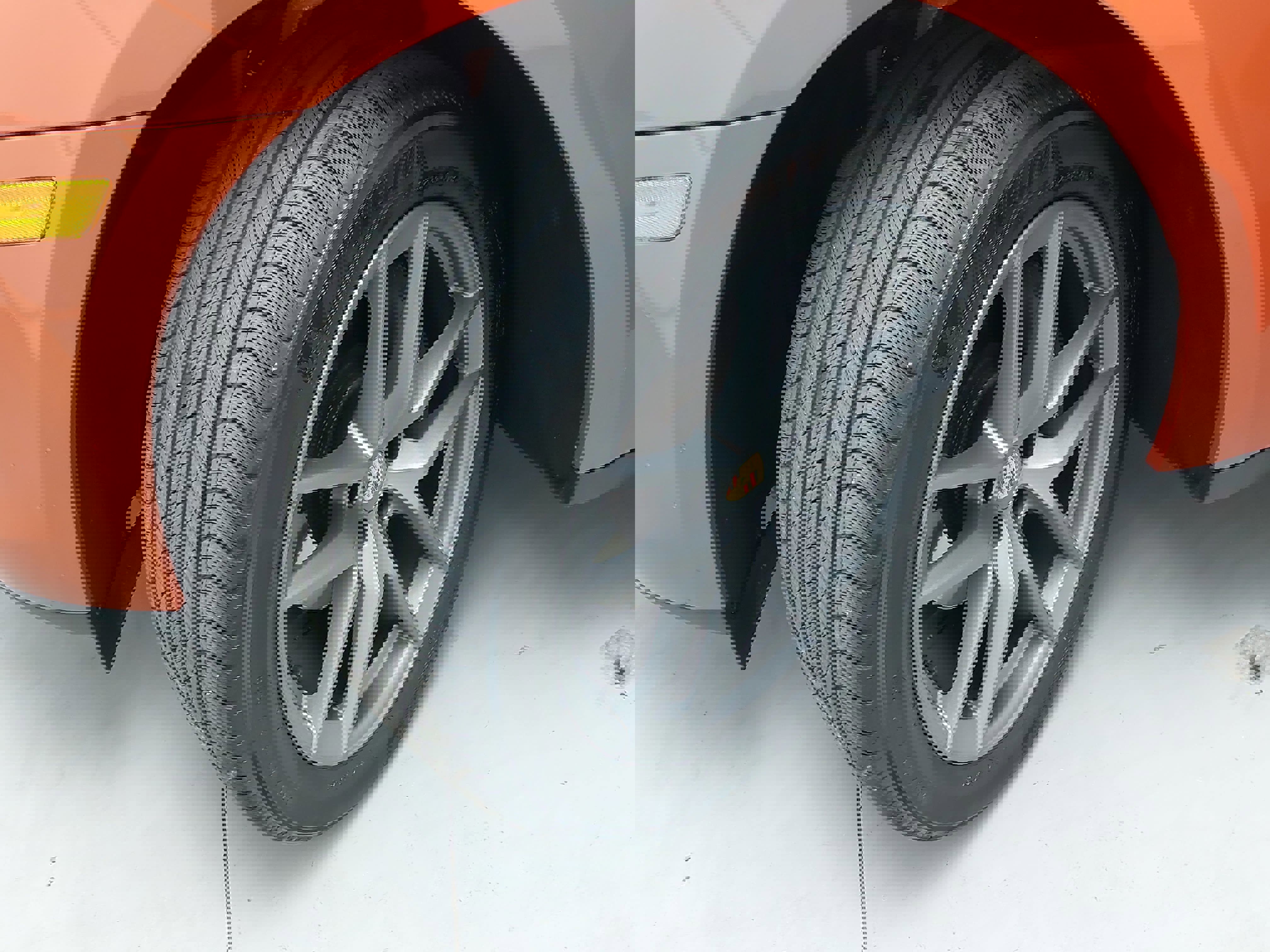 Certified 2025 Porsche Macan image 33