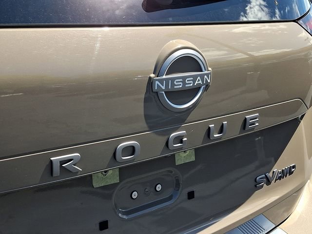 Used 2024 Nissan Rogue SV AWD/4WD image 31