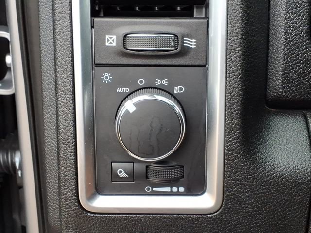 Used 2021 RAM 1500 Classic SLT image 21