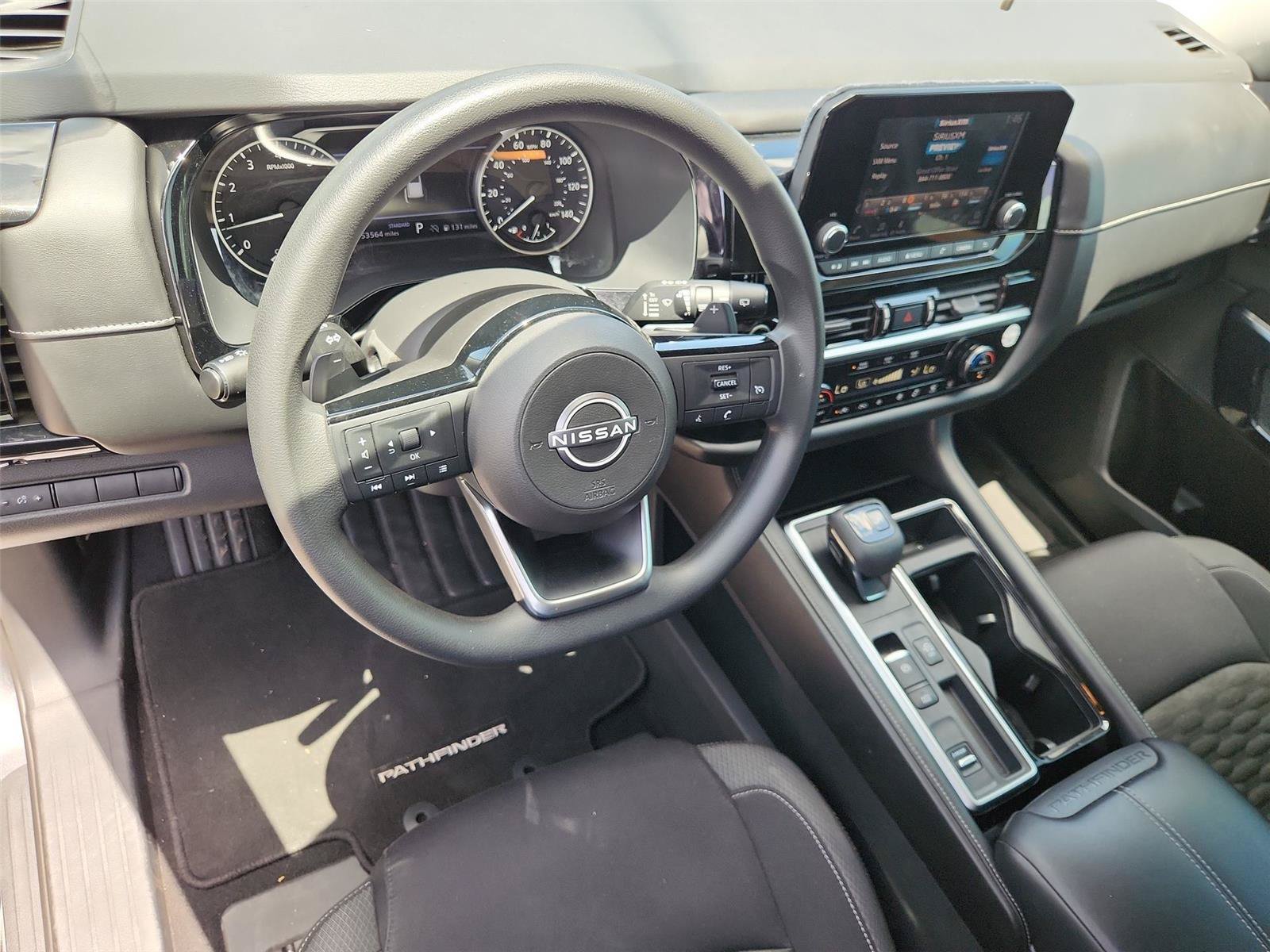 Used 2022 Nissan Pathfinder S FWD image 10