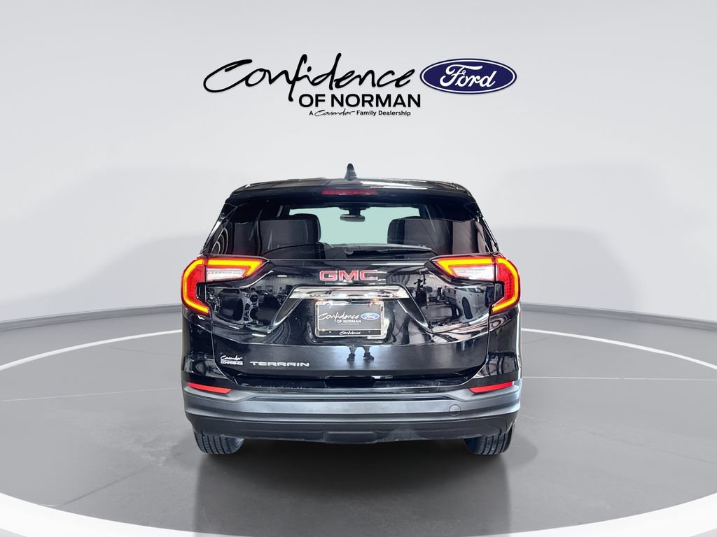 Used 2023 GMC Terrain SLE FWD image 7