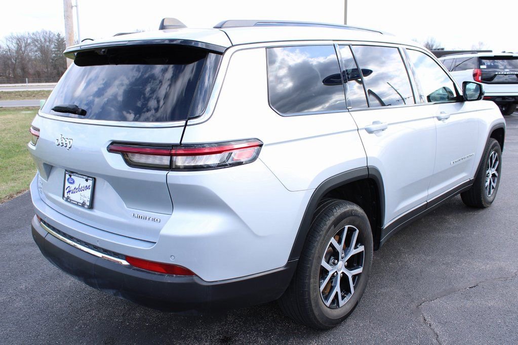 Used 2024 Jeep Grand Cherokee L Limited w/ Luxury Tech Group II image 14