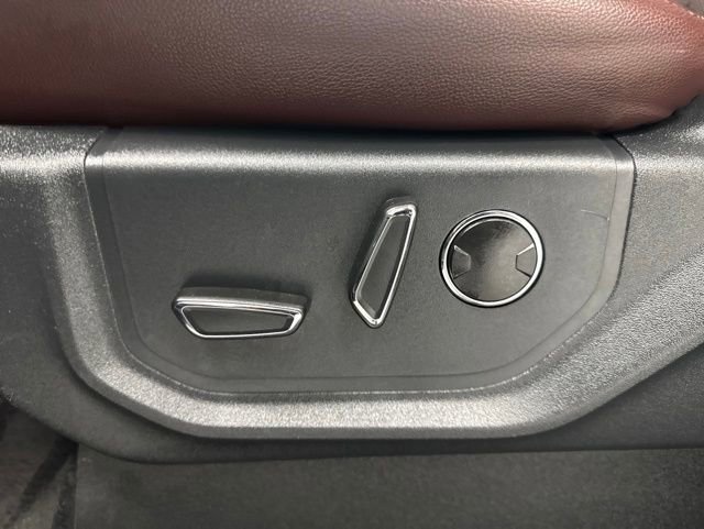 Used 2023 Ford Expedition Limited AWD/4WD image 10