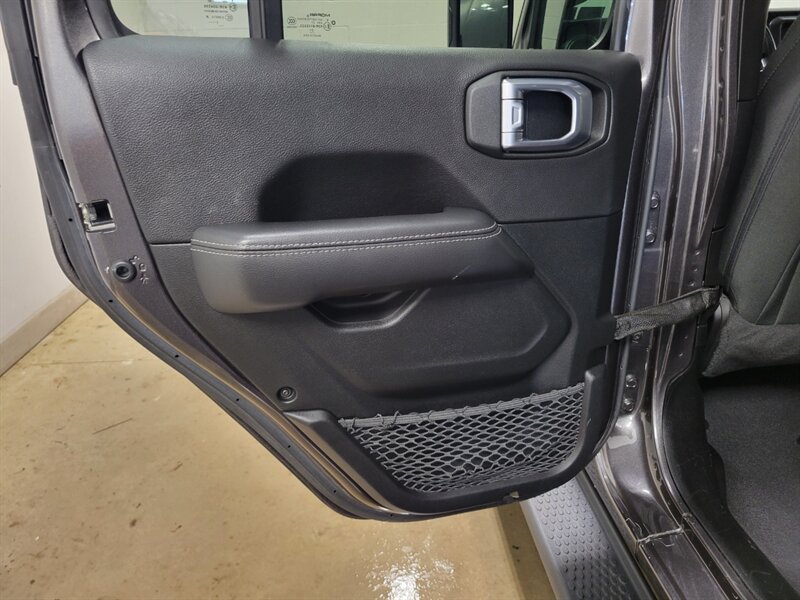 Used 2022 Jeep Wrangler Unlimited Sahara w/ Cold Weather Group AWD/4WD image 62