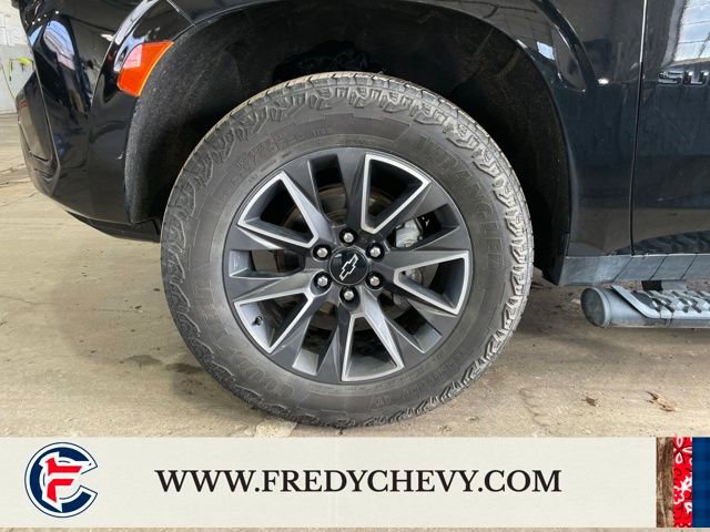 Certified 2024 Chevrolet Suburban Z71 w/ Off-Road Capability Package image 19