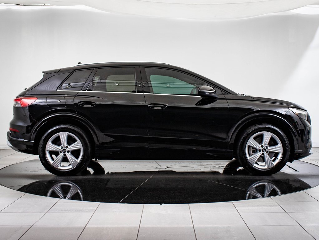 Used 2022 Audi Q4 e-tron Premium w/ Convenience Package image 11