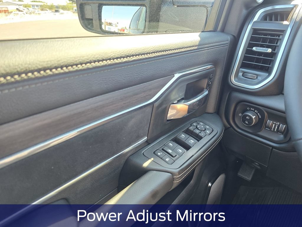 New 2026 RAM 3500 Laramie AWD/4WD image 34