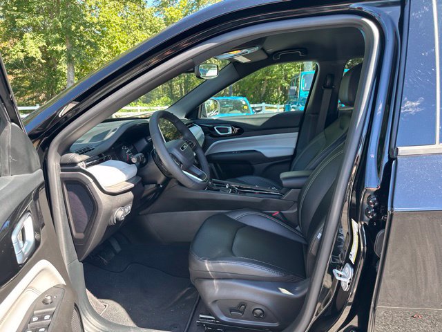 Used 2025 Jeep Compass Limited AWD/4WD image 13