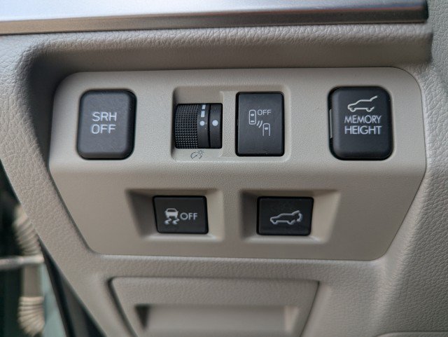 Used 2018 Subaru Forester 2.5i Limited AWD/4WD image 18