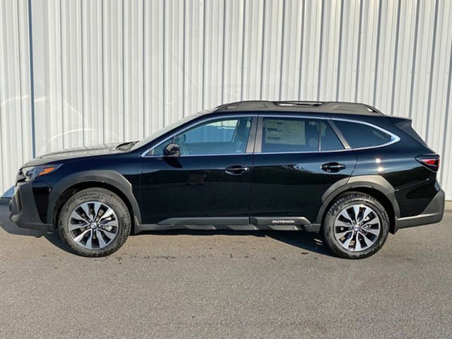 New 2025 Subaru Outback Limited image 4
