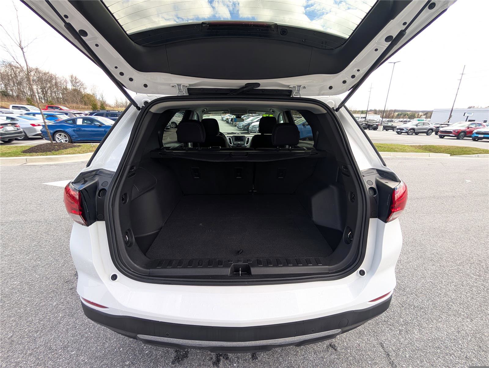 Used 2022 Chevrolet Equinox LT image 12