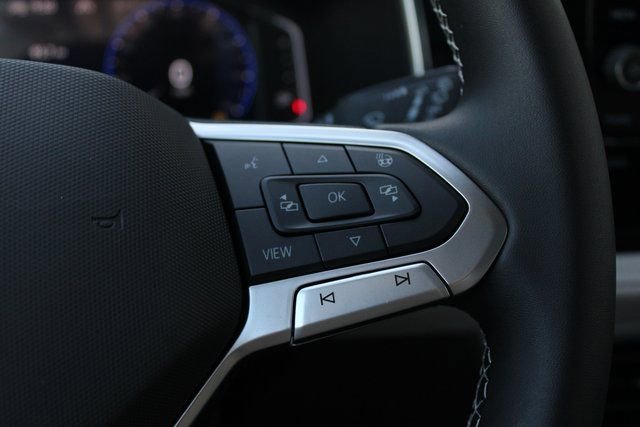 New 2025 Volkswagen Taos SEL AWD/4WD image 12