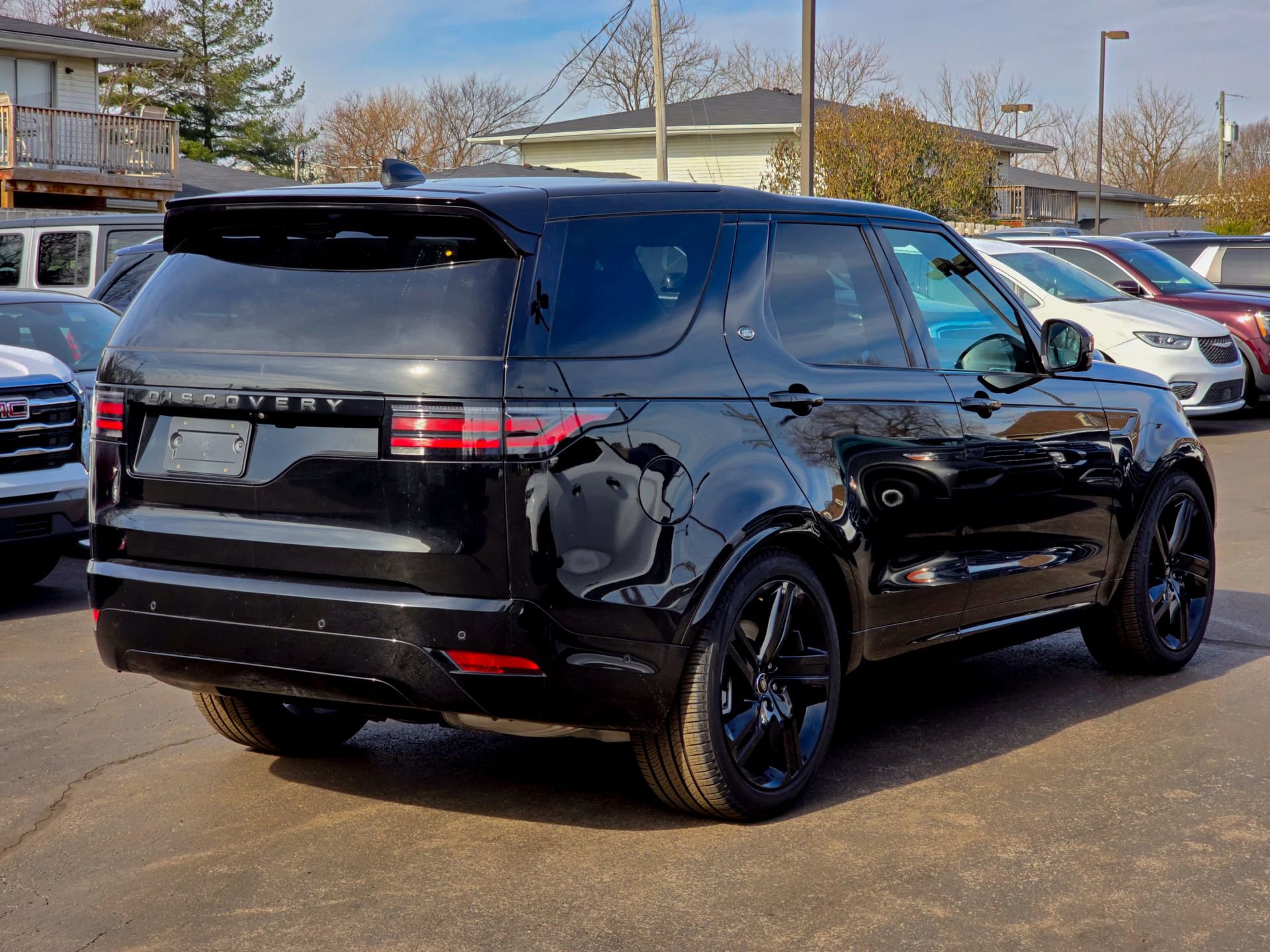 Used 2025 Land Rover Discovery Dynamic SE AWD/4WD image 12