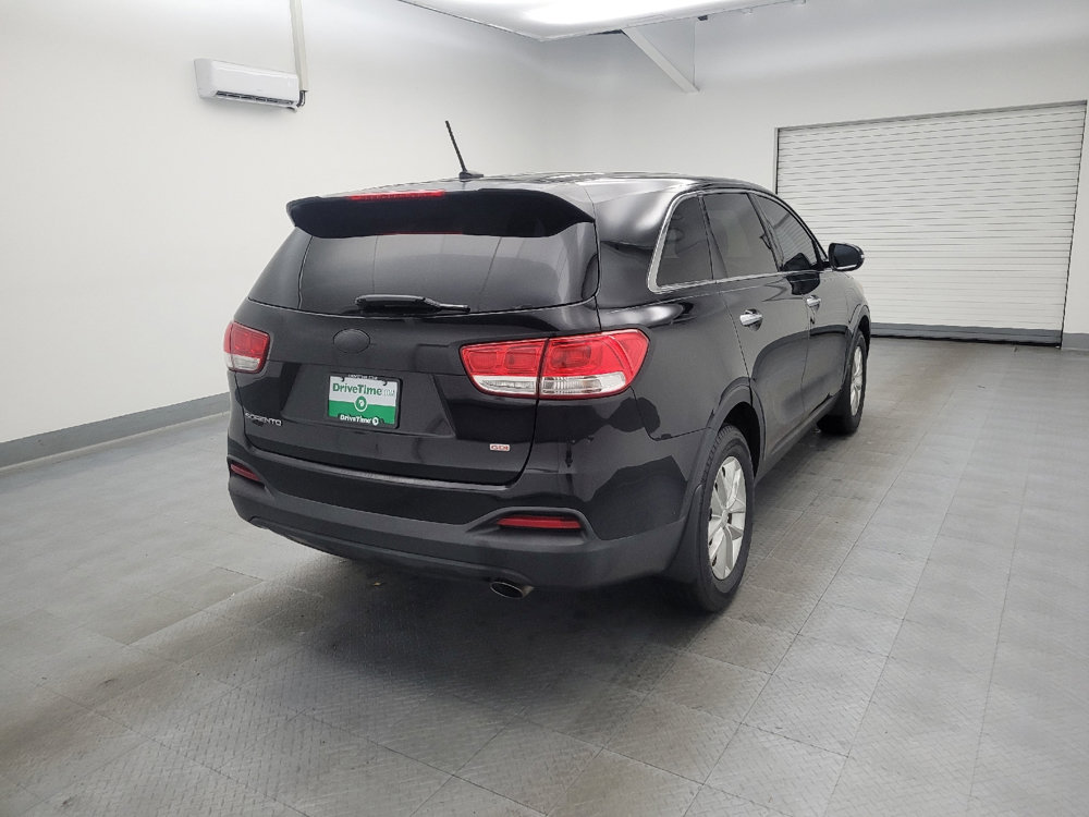 Used 2016 Kia Sorento L image 9
