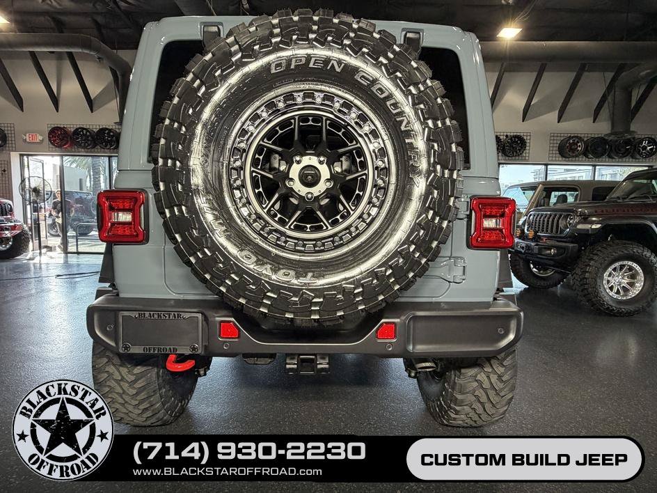 Used 2025 Jeep Wrangler Unlimited Rubicon w/ Safety Group AWD/4WD image 13