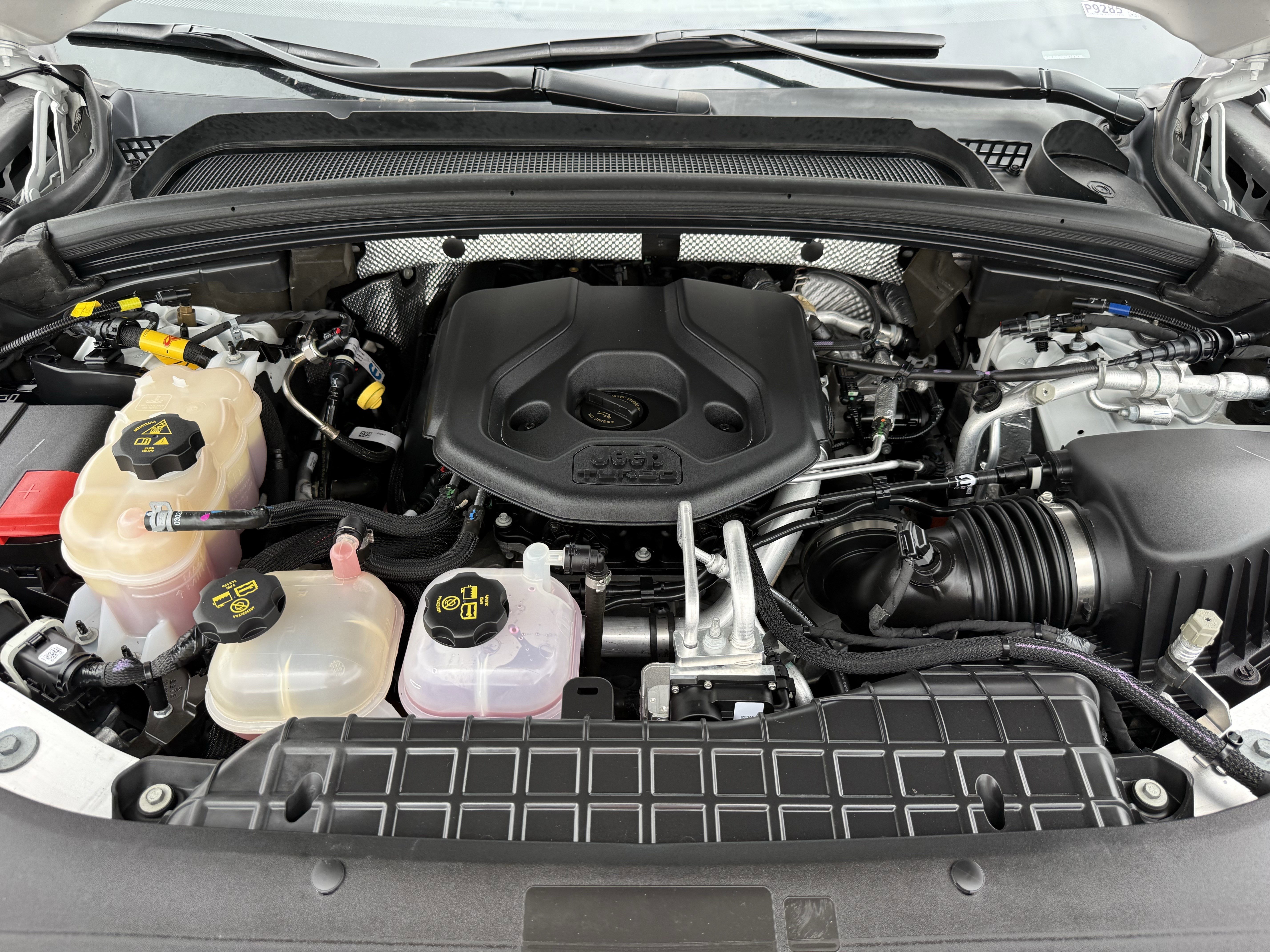 Used 2022 Jeep Grand Cherokee Summit w/ Luxury Tech Group V image 33