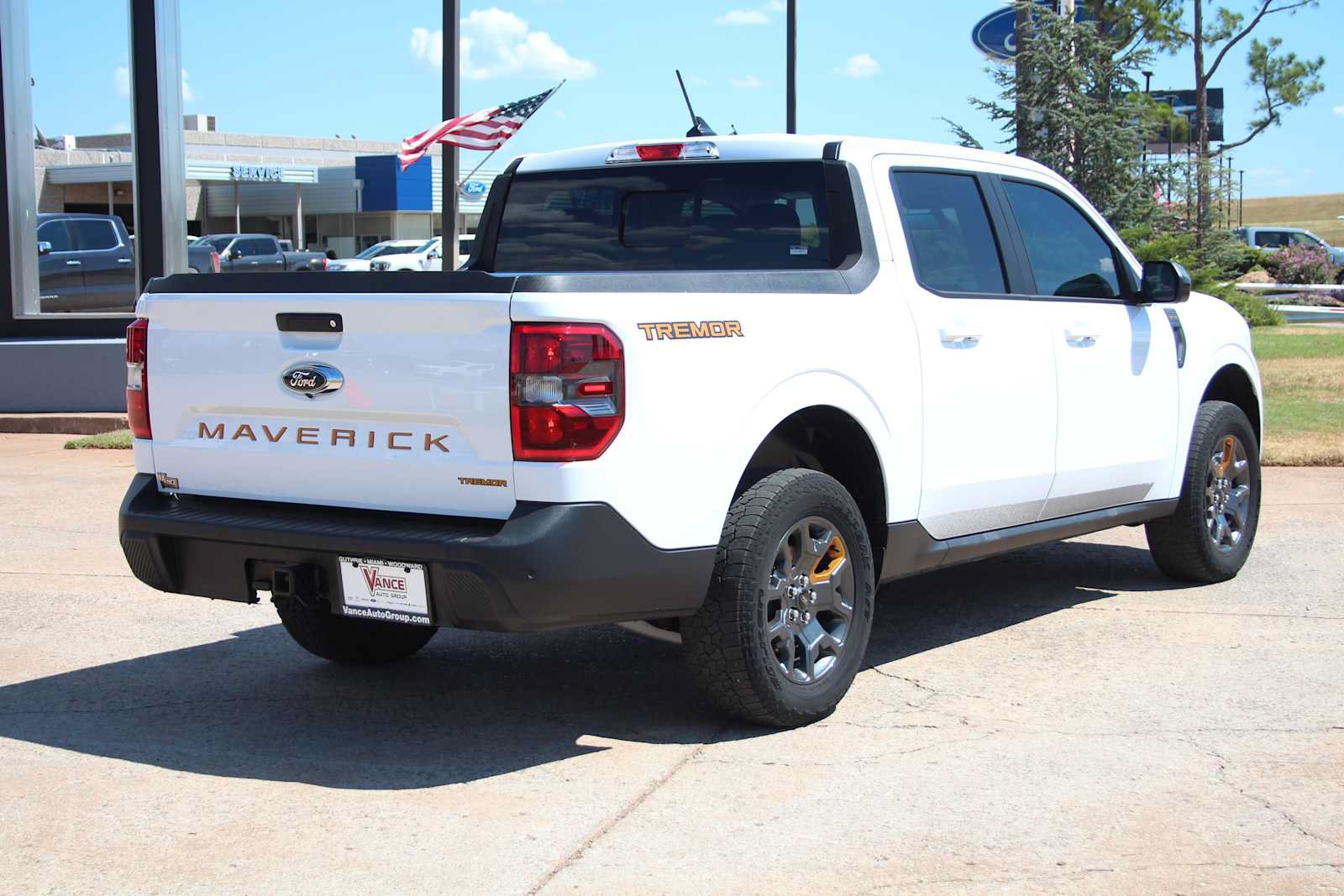Used 2024 Ford Maverick Tremor w/ Tremor Off-Road Package AWD/4WD image 9
