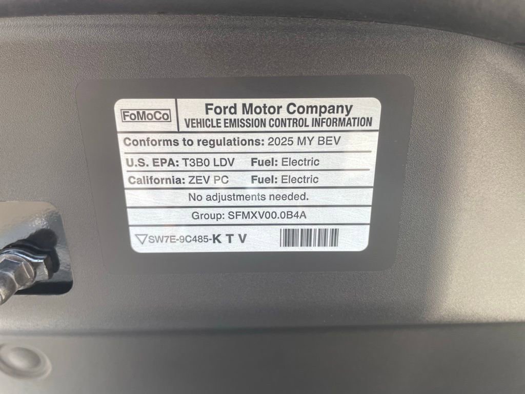 New 2025 Ford Mustang Mach-E Premium w/ Sport Appearance Package AWD/4WD image 33