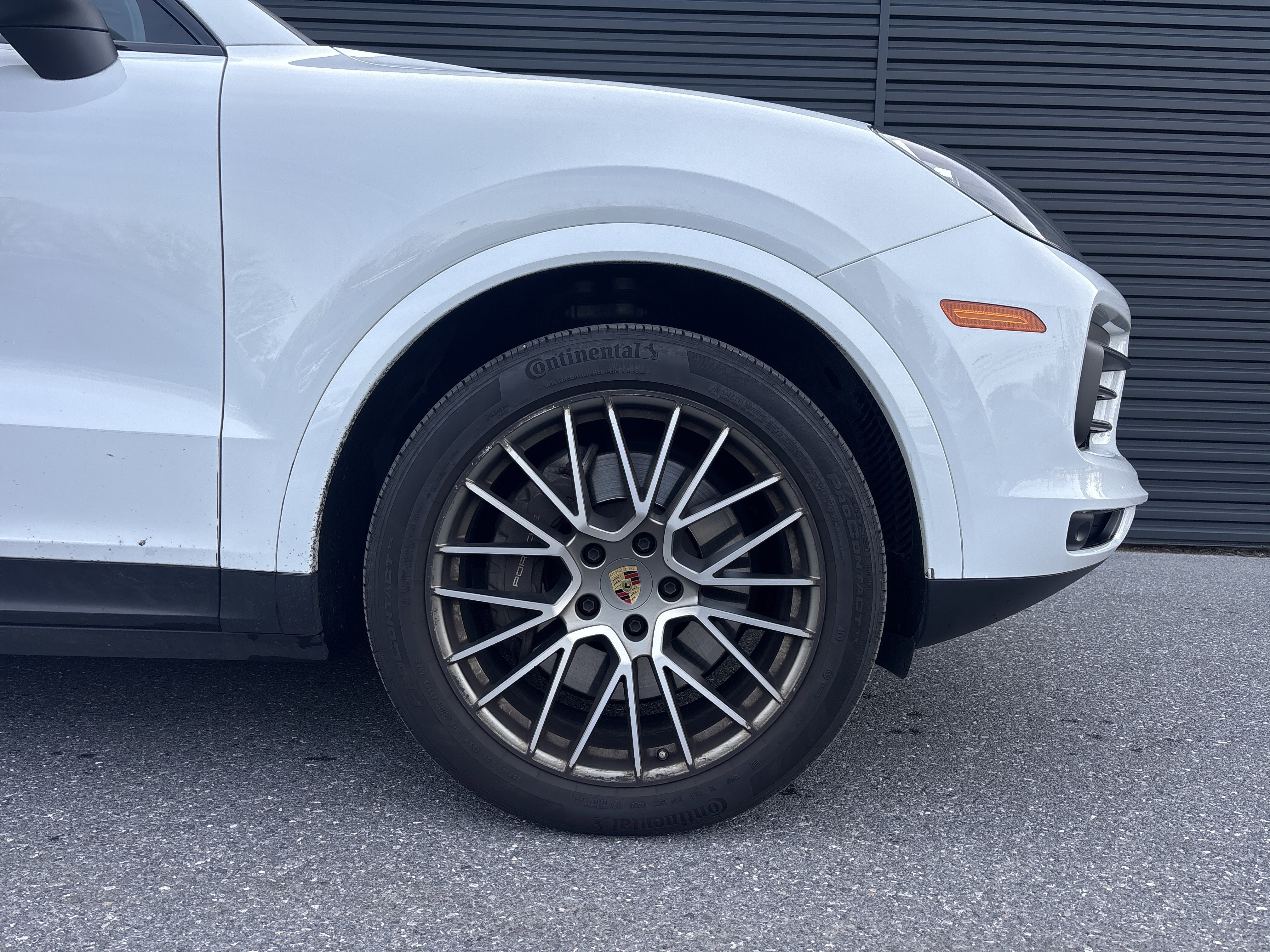 Certified 2023 Porsche Cayenne image 7