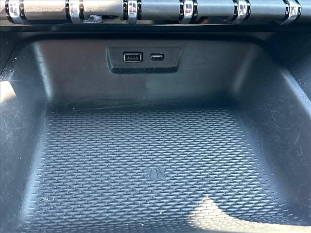 New 2026 GMC Terrain Elevation FWD image 32