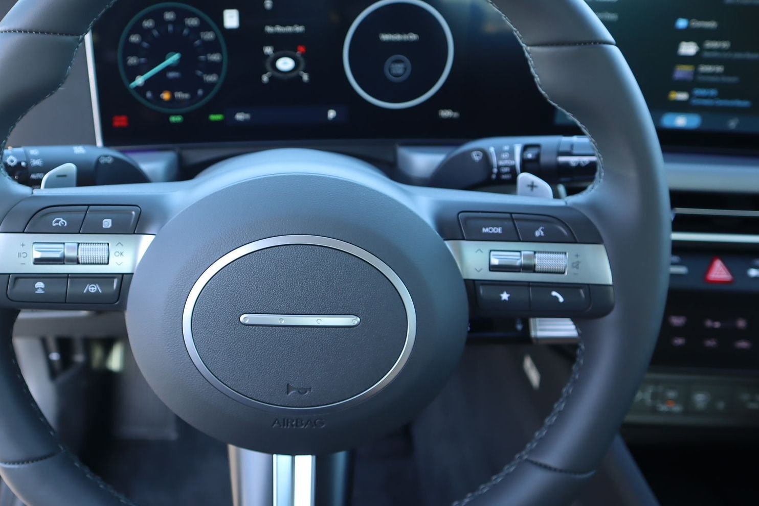 New 2025 Hyundai Sonata Limited image 11