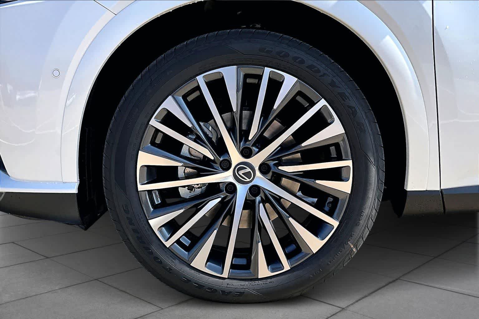 New 2026 Lexus RX 350 Premium Plus AWD/4WD image 11
