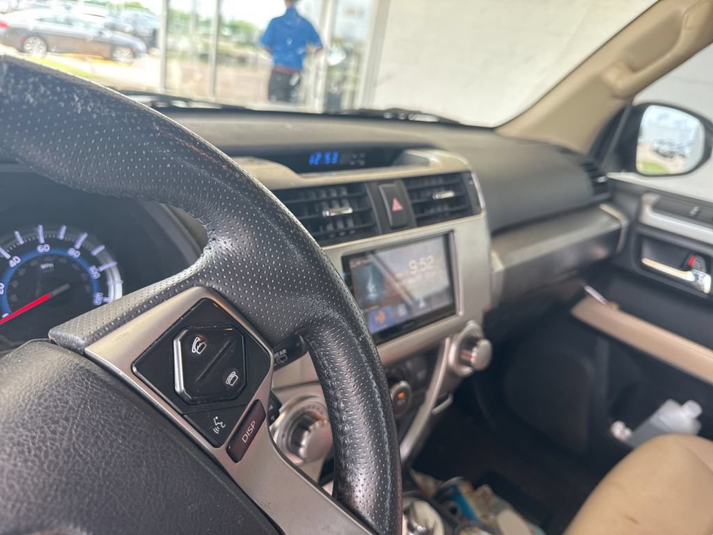 Used 2016 Toyota 4Runner SR5 Premium AWD/4WD image 8