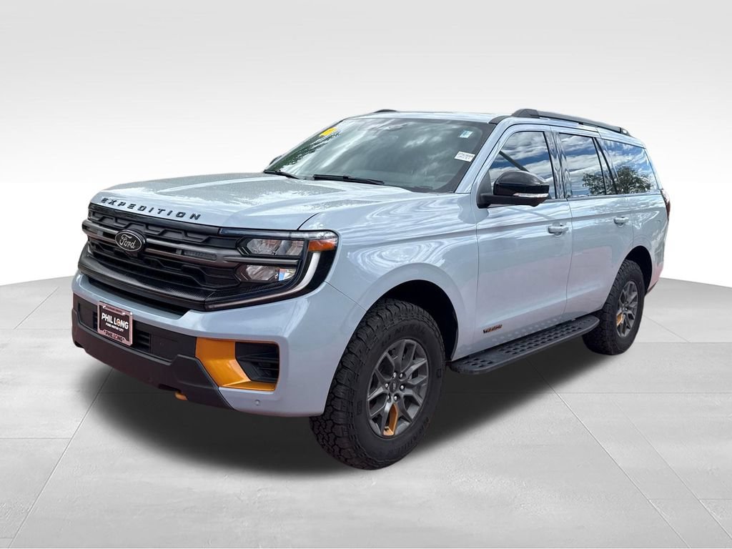 Used 2026 Ford Expedition Tremor AWD/4WD image 4