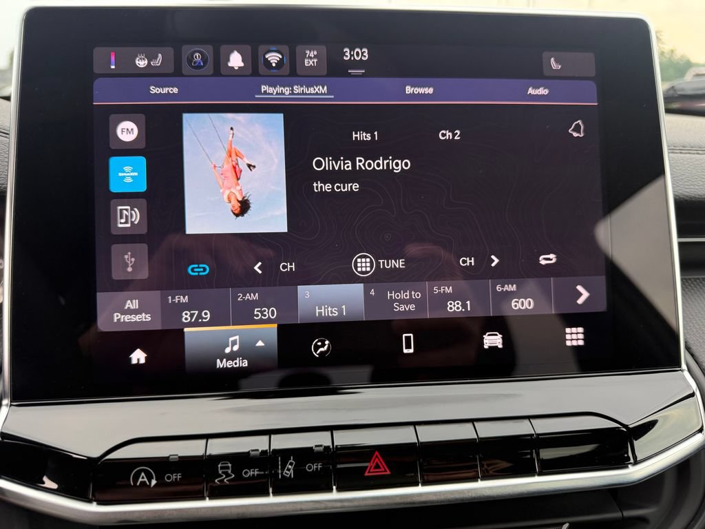 New 2026 Jeep Compass Latitude AWD/4WD image 12