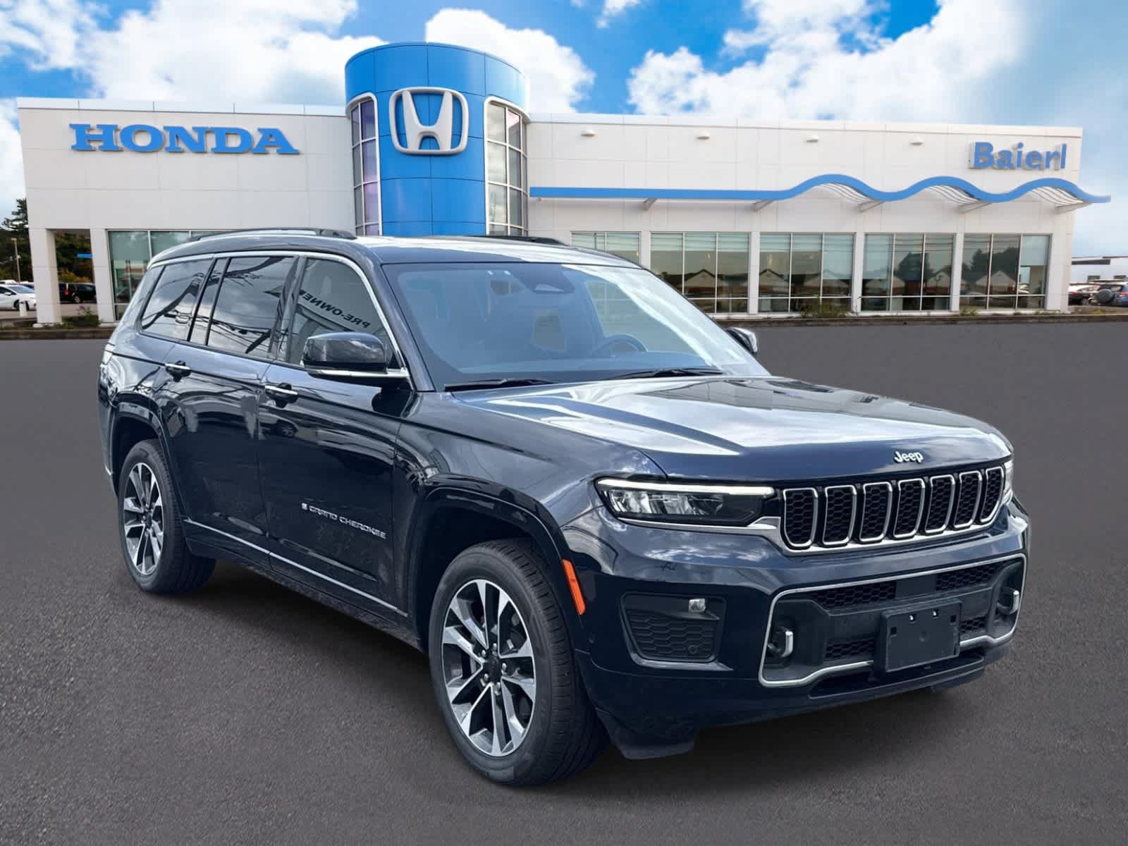 Used 2023 Jeep Grand Cherokee L Overland AWD/4WD image 7