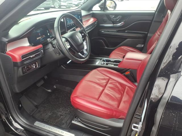 Used 2023 Lincoln Corsair Reserve w/ Equipment Group 201A image 15