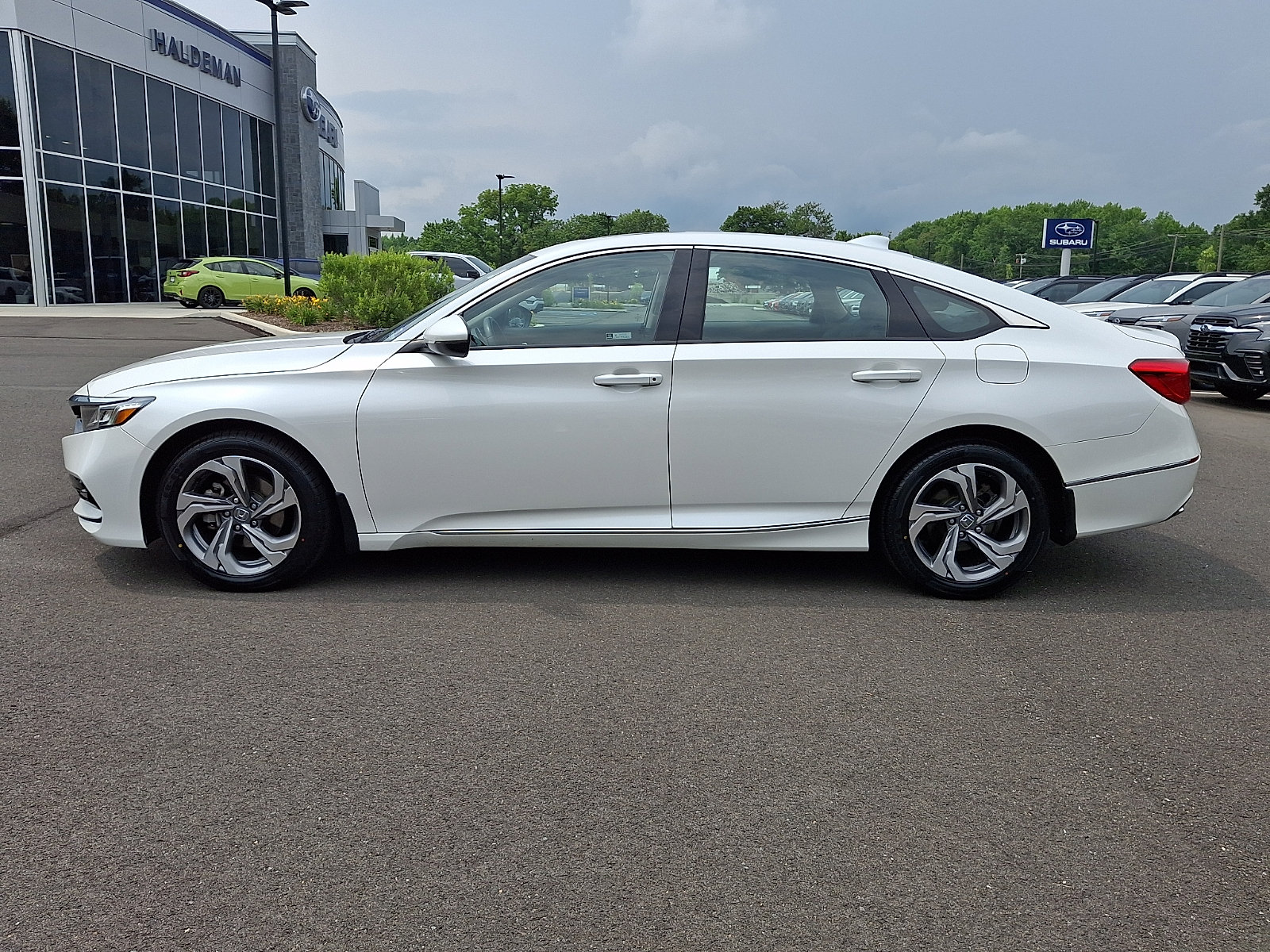 Used 2019 Honda Accord EX-L image 4