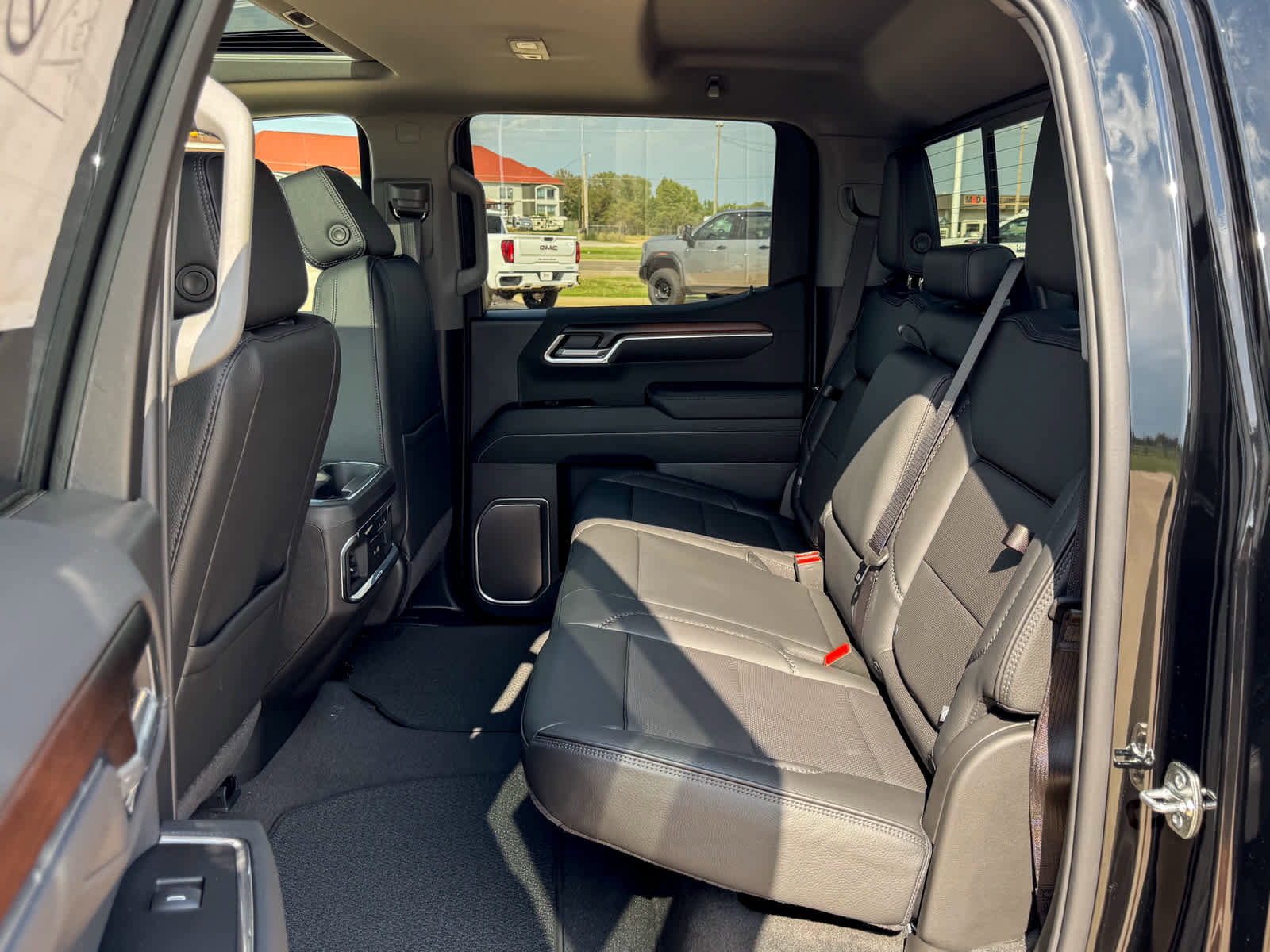 New 2026 GMC Sierra 1500 Denali image 9