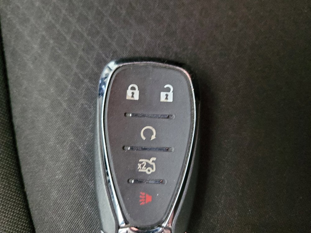 Used 2022 Chevrolet Malibu LT FWD image 32