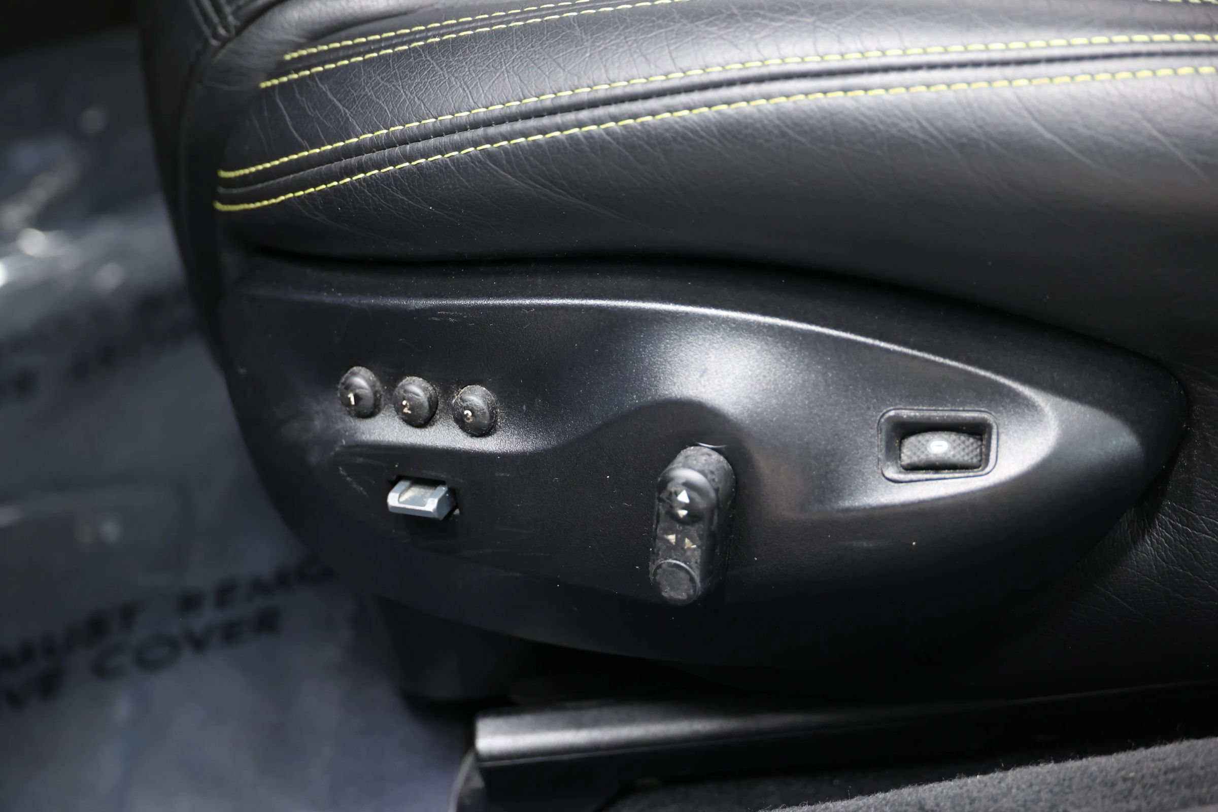 Used 2016 Maserati GranTurismo Sport RWD image 13