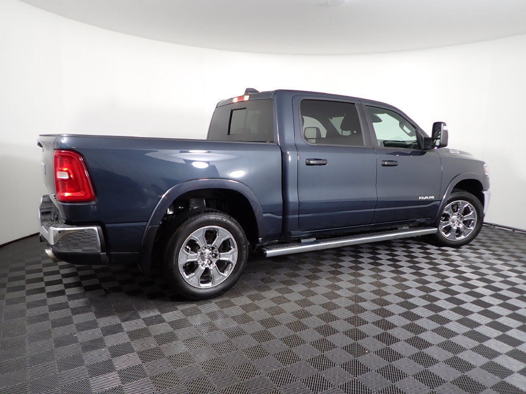 Used 2025 RAM 1500 Big Horn AWD/4WD image 18