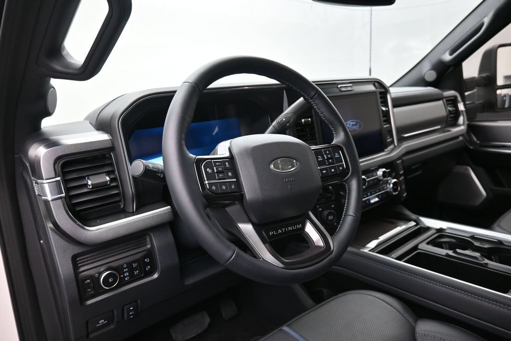 Used 2026 Ford F250 Platinum AWD/4WD image 18