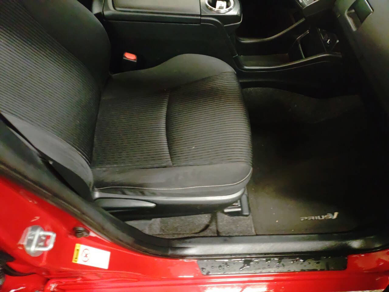 Used 2017 Toyota Prius V Two FWD image 10