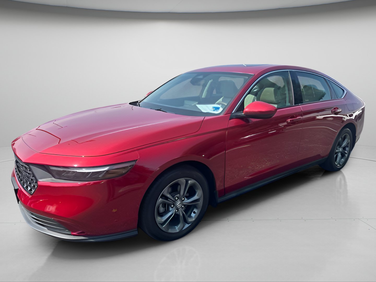 Used 2024 Honda Accord EX image 2