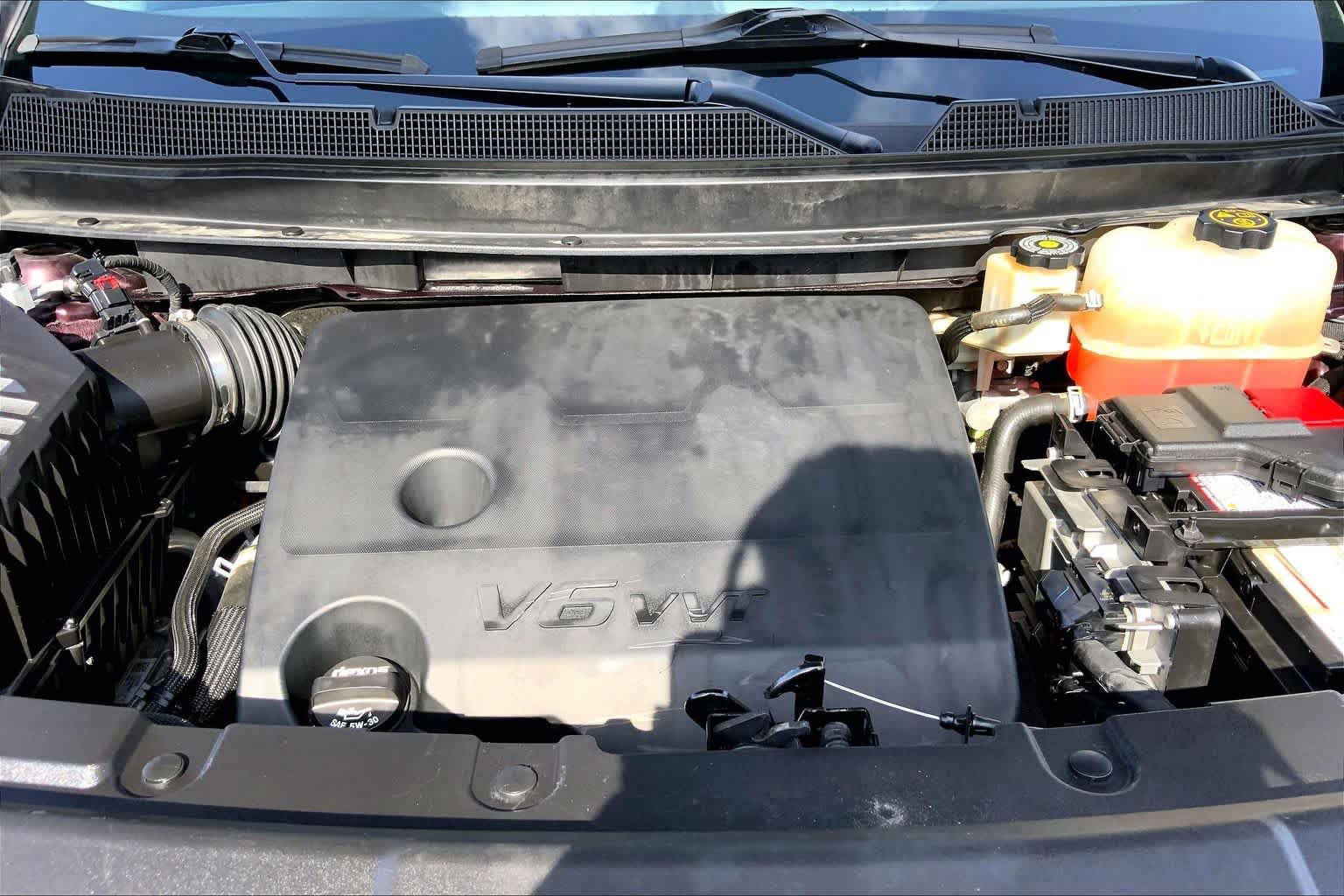 Used 2018 Chevrolet Traverse LT FWD image 31