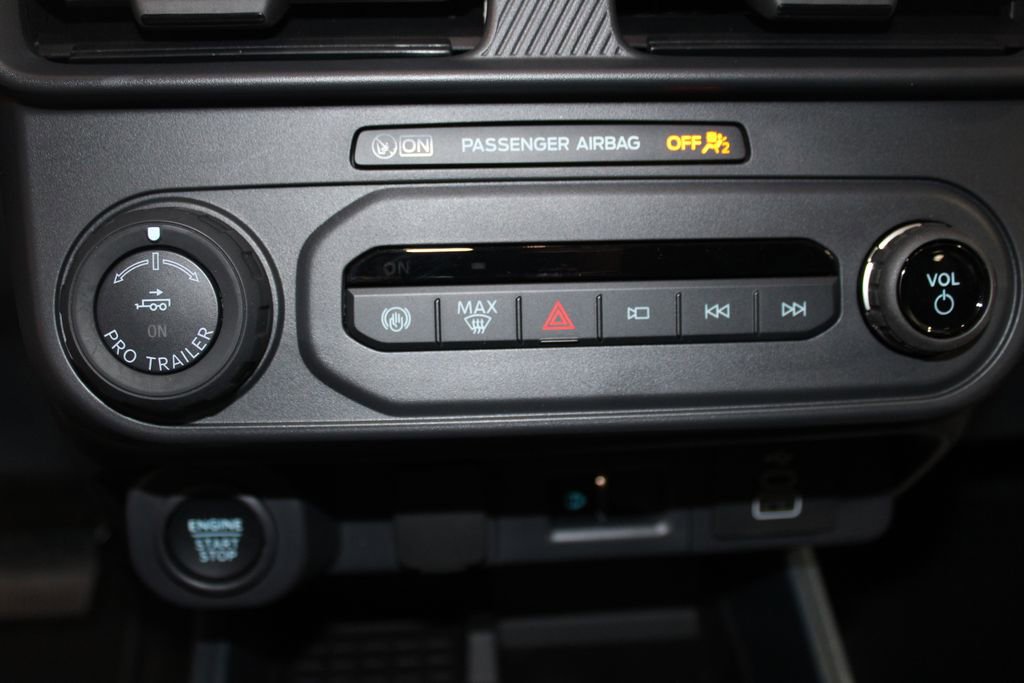 New 2025 Ford Maverick Lariat w/ Black Appearance Package image 52