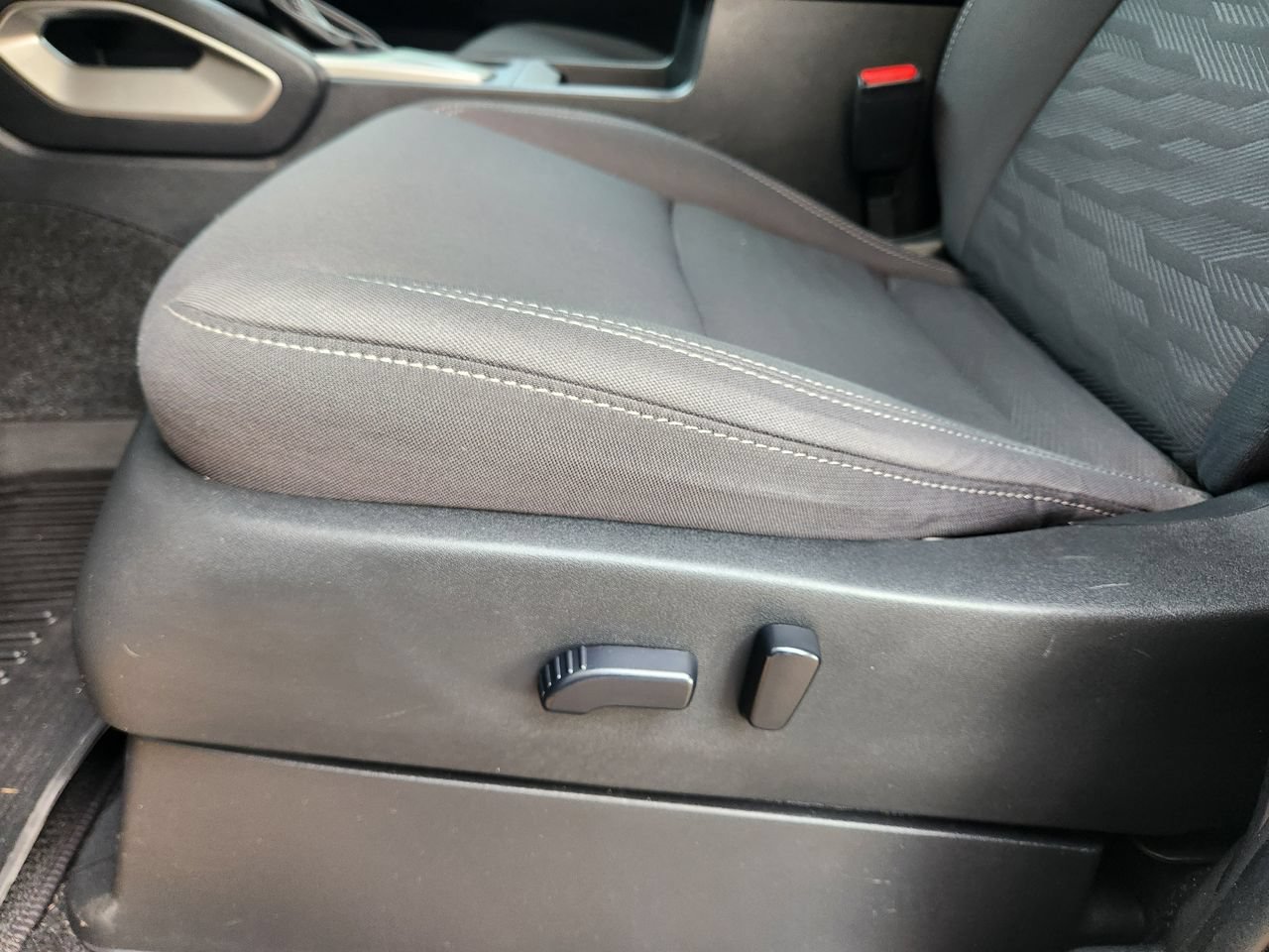 Used 2022 Nissan Frontier SV RWD image 23