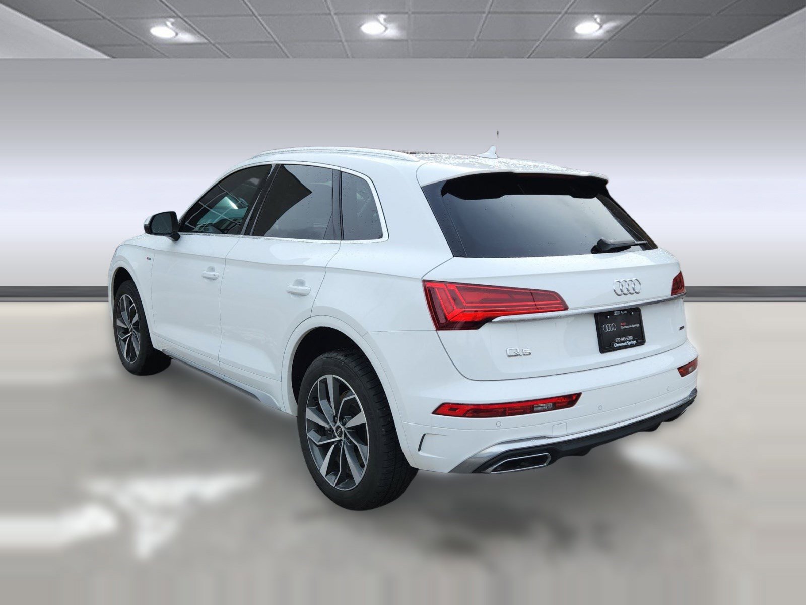 Used 2024 Audi Q5 2.0T Premium Plus image 3
