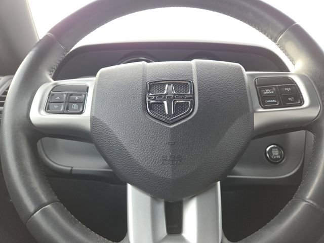 Used 2013 Dodge Challenger SXT image 28