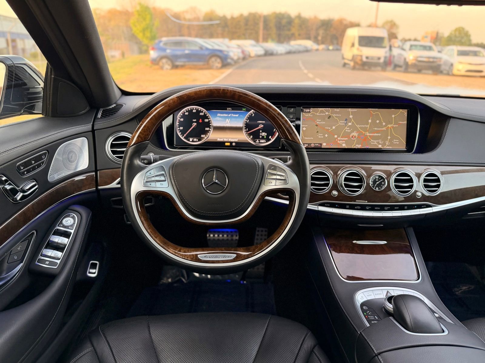 Used 2014 Mercedes-Benz S 550 Sedan w/ Sport Package w/ Sport Package image 36