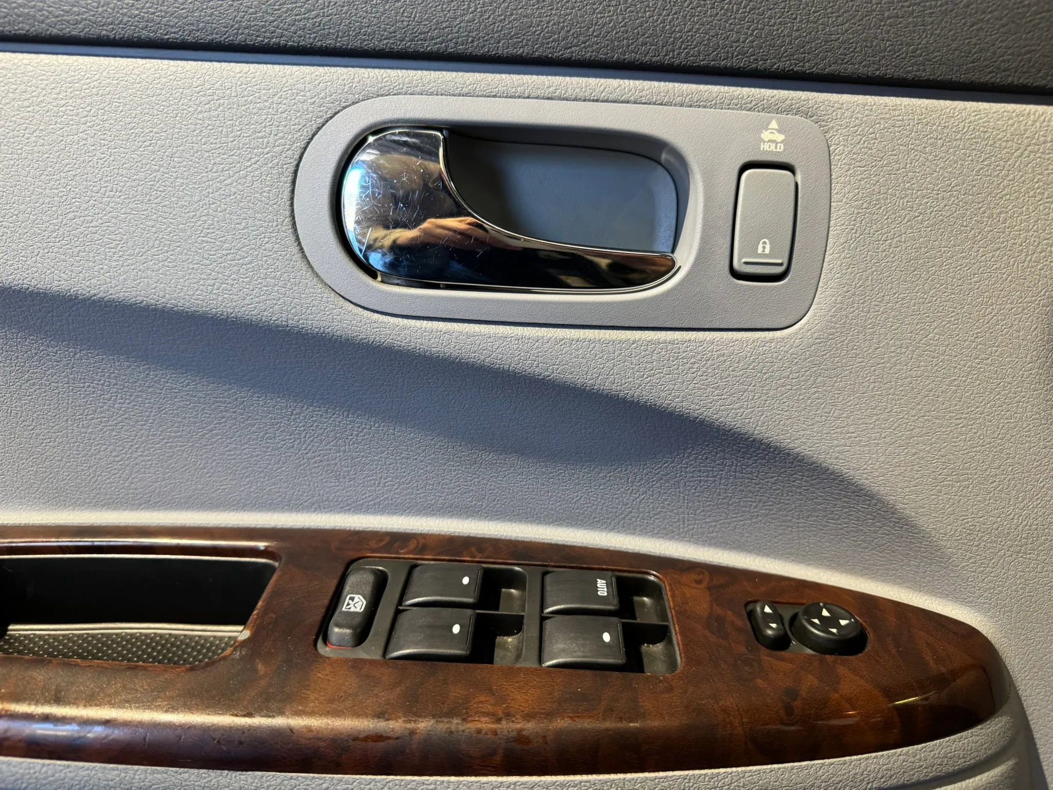 Used 2007 Buick LaCrosse CX w/ Chrome Enhancement Package image 9