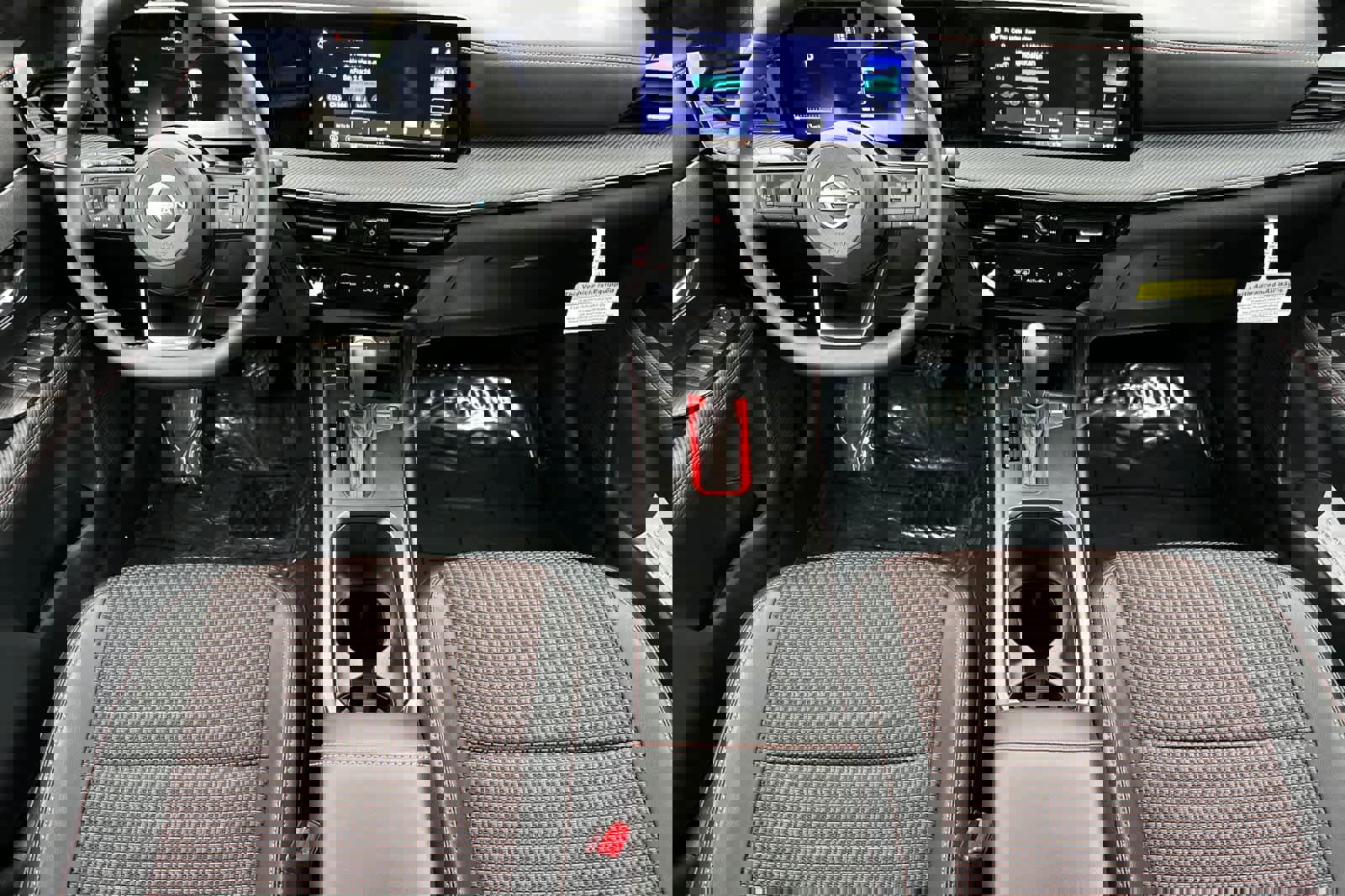 New 2026 Nissan Kicks SR image 3