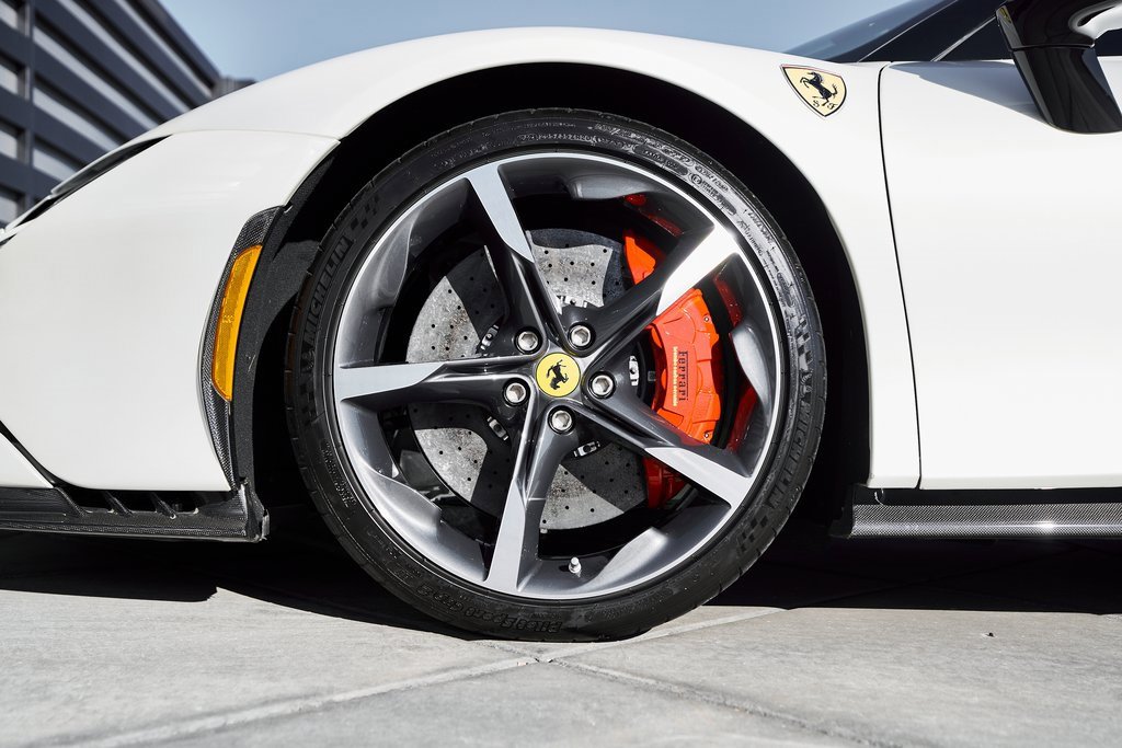 Used 2022 Ferrari SF90 Stradale image 3